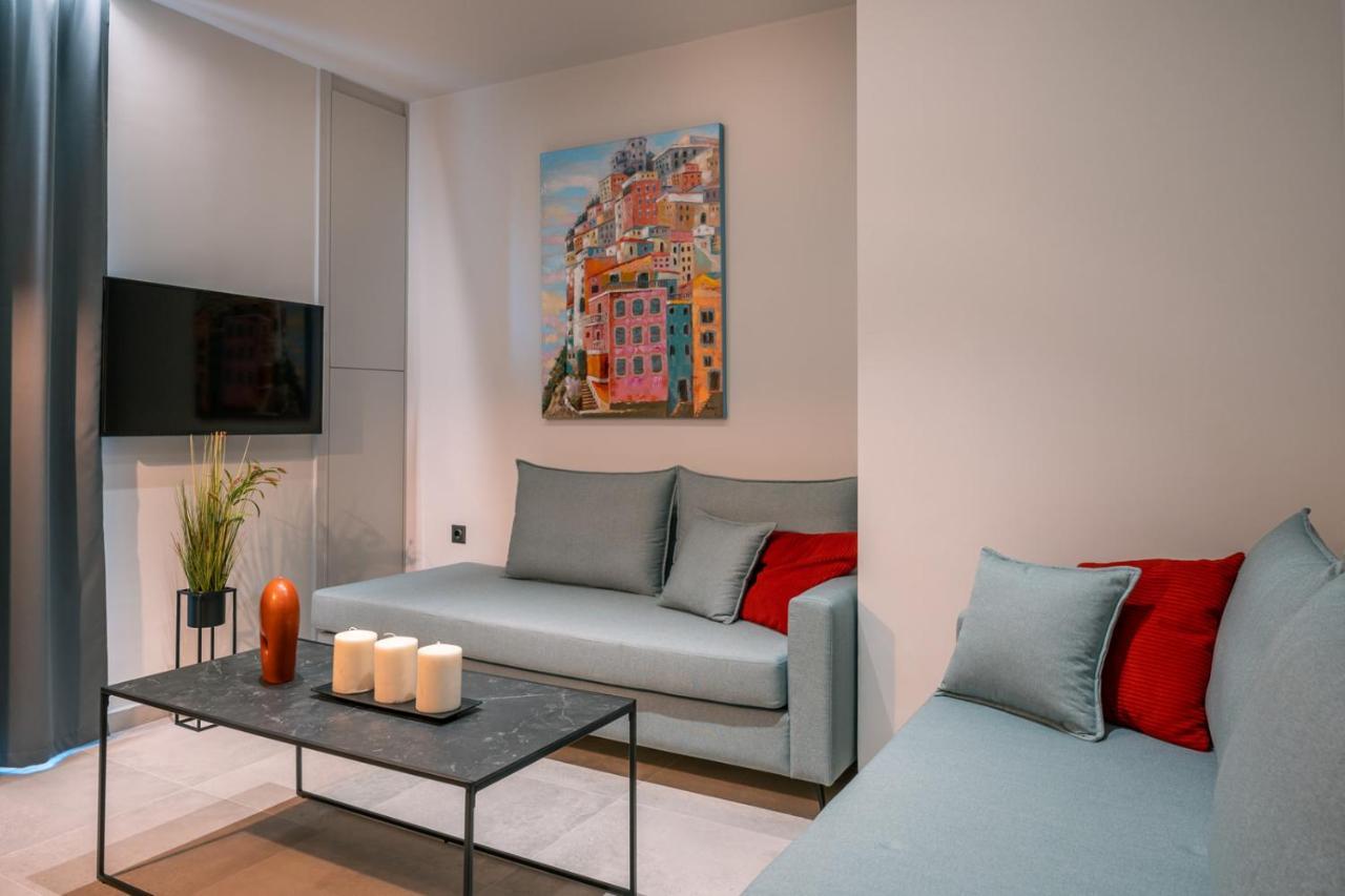 Brand New Suites In City Center Heraklion  ภายนอก รูปภาพ